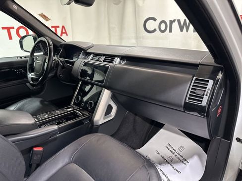 Used 2018 Land Rover Range Rover Supercharged image 13
