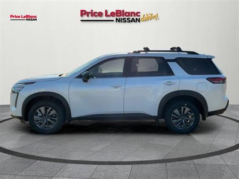 New 2026 Nissan Pathfinder SV FWD image 4