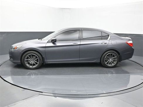 Used 2015 Honda Accord LX image 2