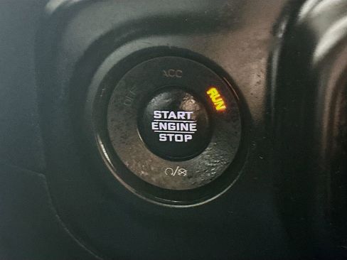 Used 2018 Jeep Wrangler Unlimited Sport S image 26