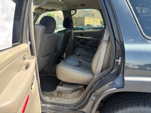 Used 2005 Chevrolet Tahoe LT w/ LT Preferred Equipment Group AWD/4WD image 17