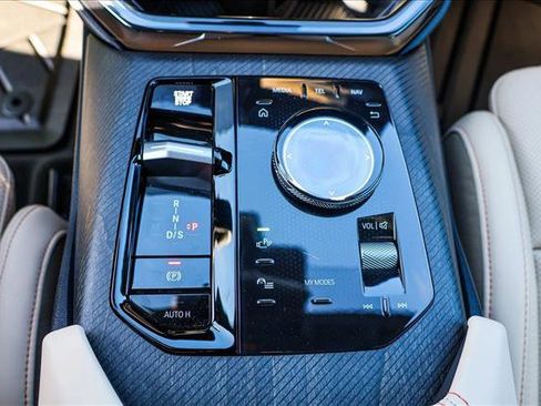 New 2026 BMW X3 xDrive30 w/ Premium Package image 17