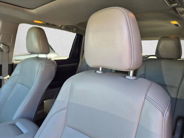 Used 2018 Toyota Highlander Limited AWD/4WD image 5