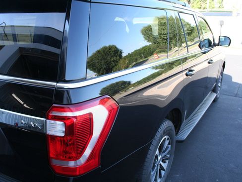 Used 2020 Ford Expedition Max XLT w/ Equipment Group 201A image 6