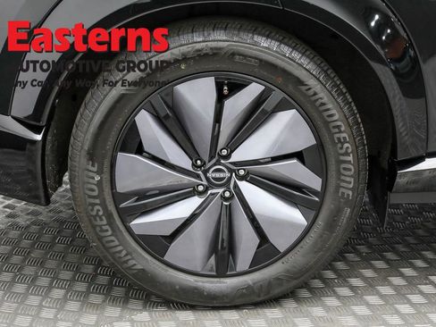 Used 2023 Nissan Ariya AWD image 30