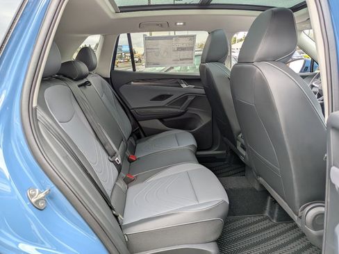 New 2026 Volkswagen Tiguan SE image 32