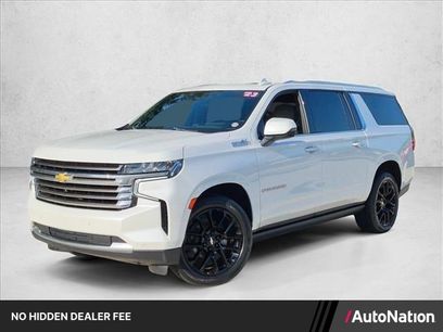 Used 2023 Chevrolet Suburban High Country w/ Premium Package 2