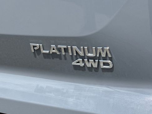 Used 2025 Nissan Pathfinder Platinum w/ Cargo Package AWD/4WD image 27