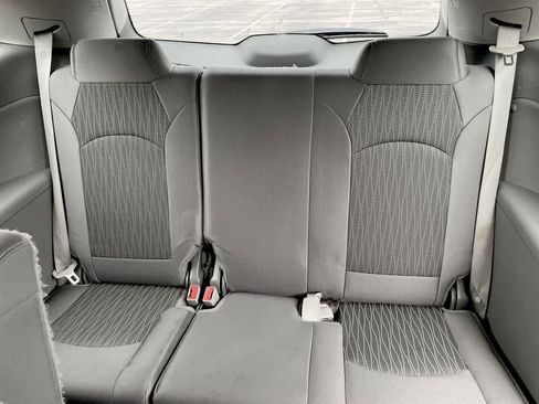 Used 2016 Chevrolet Traverse LS image 18