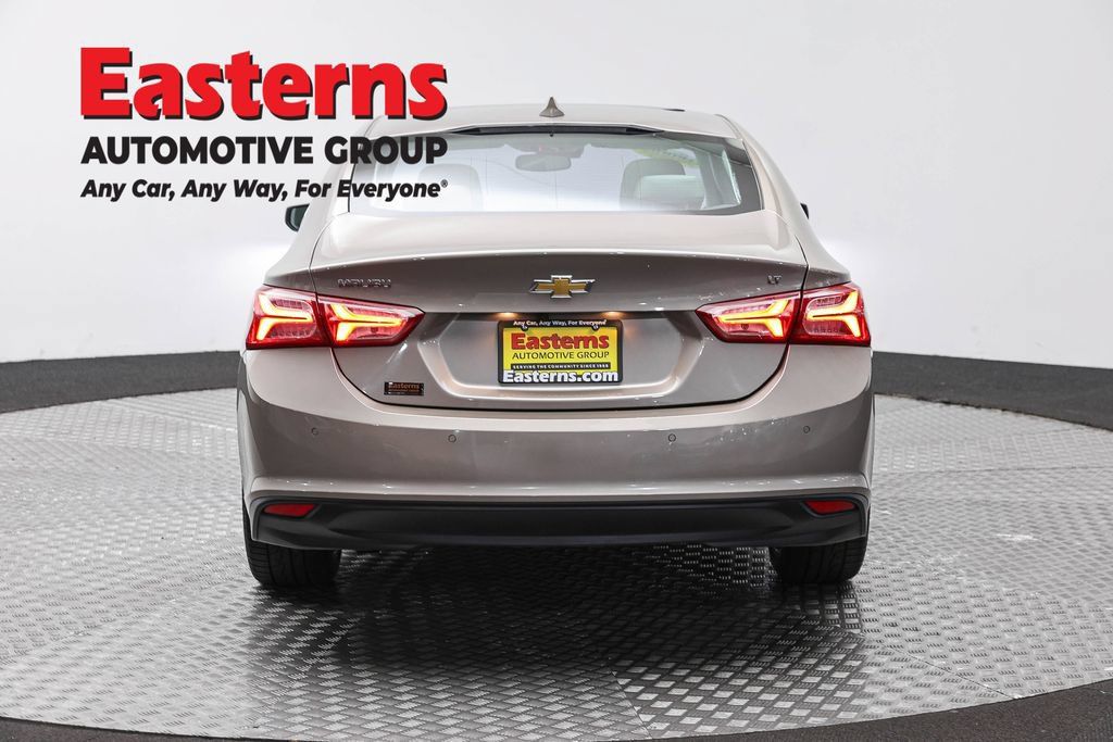 Used 2024 Chevrolet Malibu LT FWD image 8