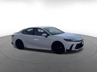 Used 2025 Toyota Camry SE video 2