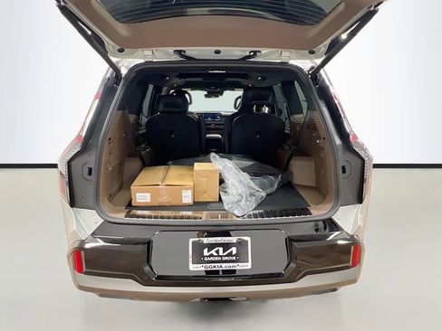 New 2026 Kia EV9 GT-Line image 29