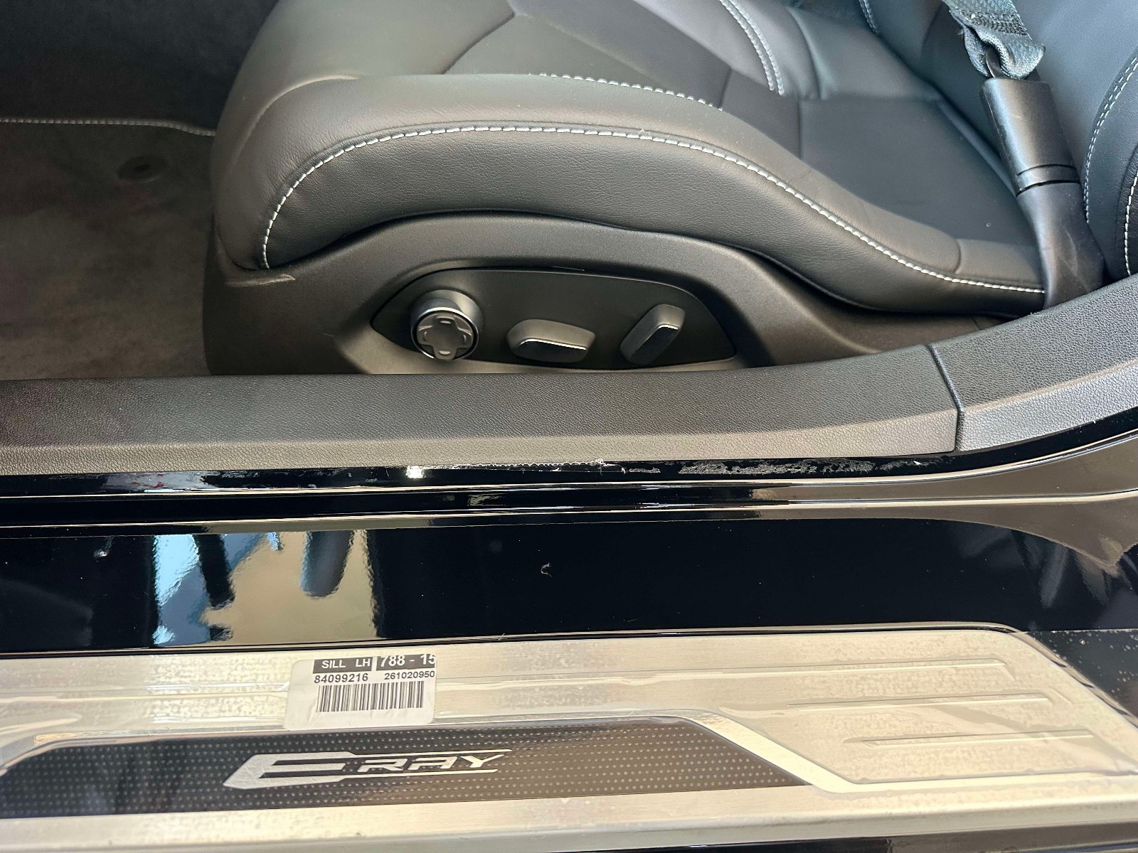 New 2026 Chevrolet Corvette E-Ray AWD/4WD image 33