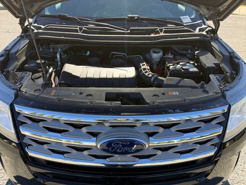 Used 2018 Ford Explorer XLT w/ Equipment Group 201A image 20