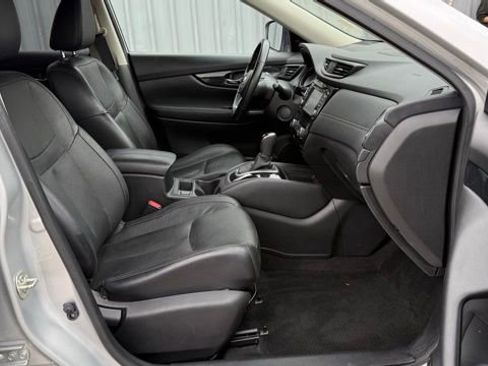 Used 2017 Nissan Rogue SL AWD/4WD image 22