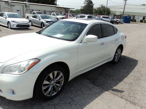 Used 2013 INFINITI M37 x w/ Premium Pkg image 3