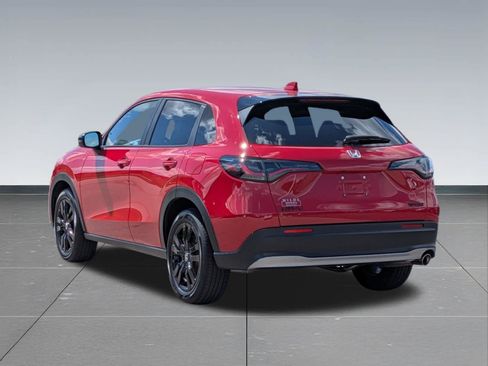 Certified 2026 Honda HR-V Sport image 3