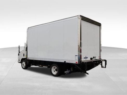 New 2025 Chevrolet Low Cab Forward image 4