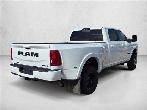 Used 2025 RAM 3500 Limited AWD/4WD image 6