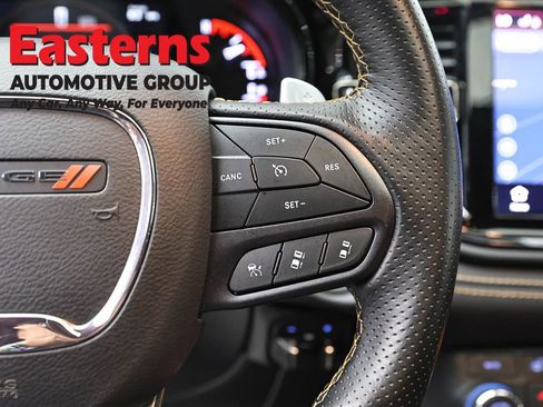 Used 2025 Dodge Durango R/T AWD/4WD image 16
