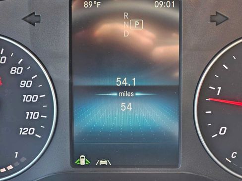 Used 2024 Mercedes-Benz Sprinter 3500 image 25