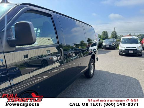 Used 2019 GMC Savana 2500 w/ Chrome Appearance Package image 5