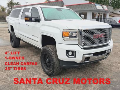 Used 2015 GMC Sierra 2500 Denali w/ Duramax Plus Package