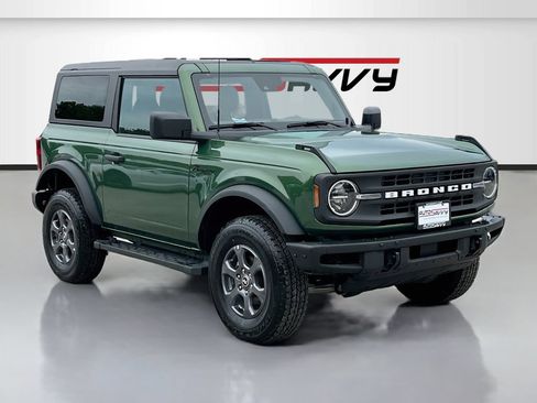 Used 2022 Ford Bronco Black Diamond AWD/4WD image 1