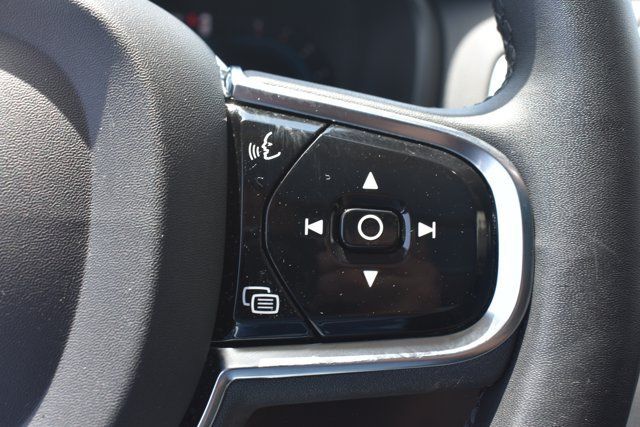 Used 2023 Volvo XC90 B5 Core AWD/4WD image 24