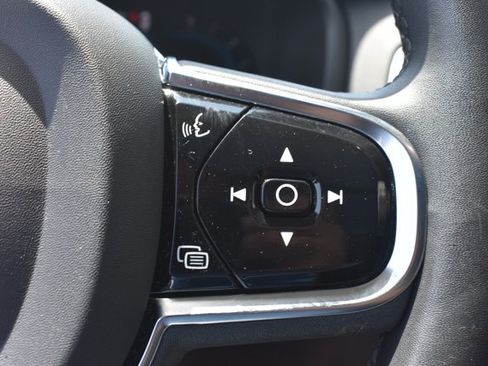 Used 2023 Volvo XC90 B5 Core AWD/4WD image 24