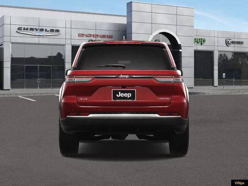 New 2025 Jeep Grand Cherokee Laredo X w/ Luxury Tech Group I image 6
