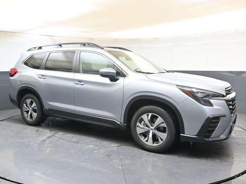 Certified 2024 Subaru Ascent Premium w/ Convenience Package image 7