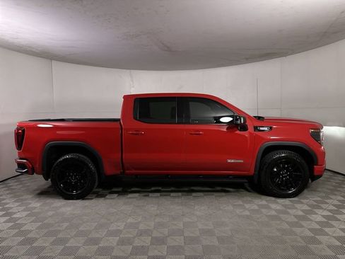 Used 2025 GMC Sierra 1500 Elevation image 9