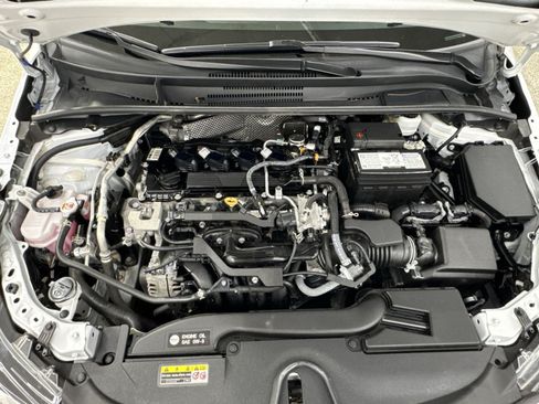 Used 2024 Toyota Corolla LE FWD image 40