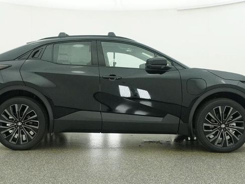 New 2026 Toyota C-HR AWD/4WD image 15