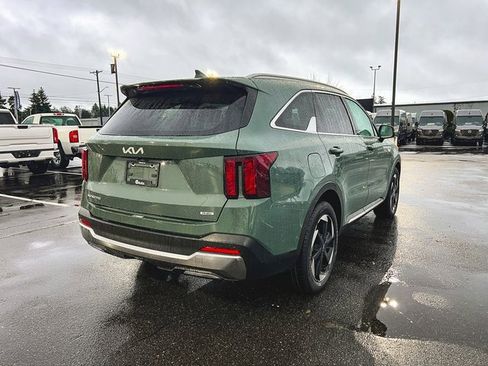 Used 2025 Kia Sorento EX image 6
