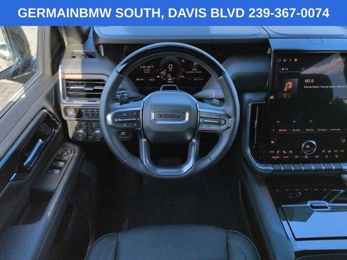 Used 2026 GMC Yukon XL Denali w/ Denali Reserve Package AWD/4WD image 17