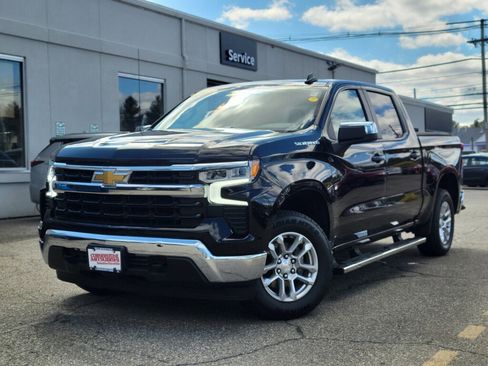 Used 2024 Chevrolet Silverado 1500 LT image 1