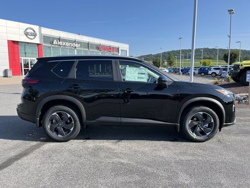 New 2026 Nissan Rogue SV w/ SV Premium Package image 2