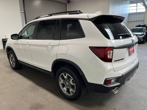 Used 2023 Honda Passport TrailSport image 5