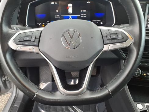 Used 2024 Volkswagen Jetta SE FWD image 18