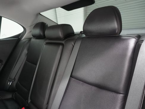 Used 2015 Acura TLX w/ Advance Package FWD image 12