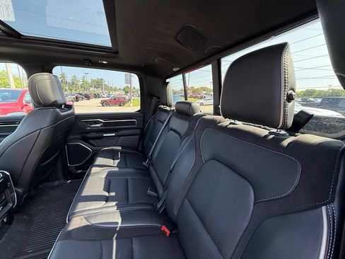 Used 2020 RAM 1500 Laramie w/ Sport Appearance Package AWD/4WD image 26