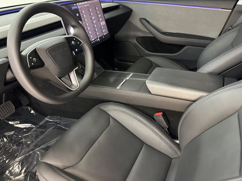 Used 2026 Tesla Model 3 RWD image 4