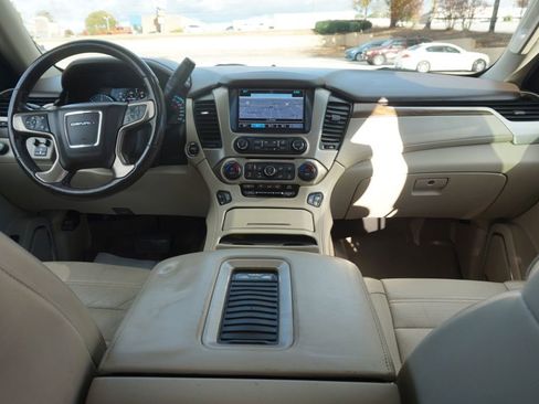 Used 2019 GMC Yukon XL Denali w/ Denali Ultimate Package image 36