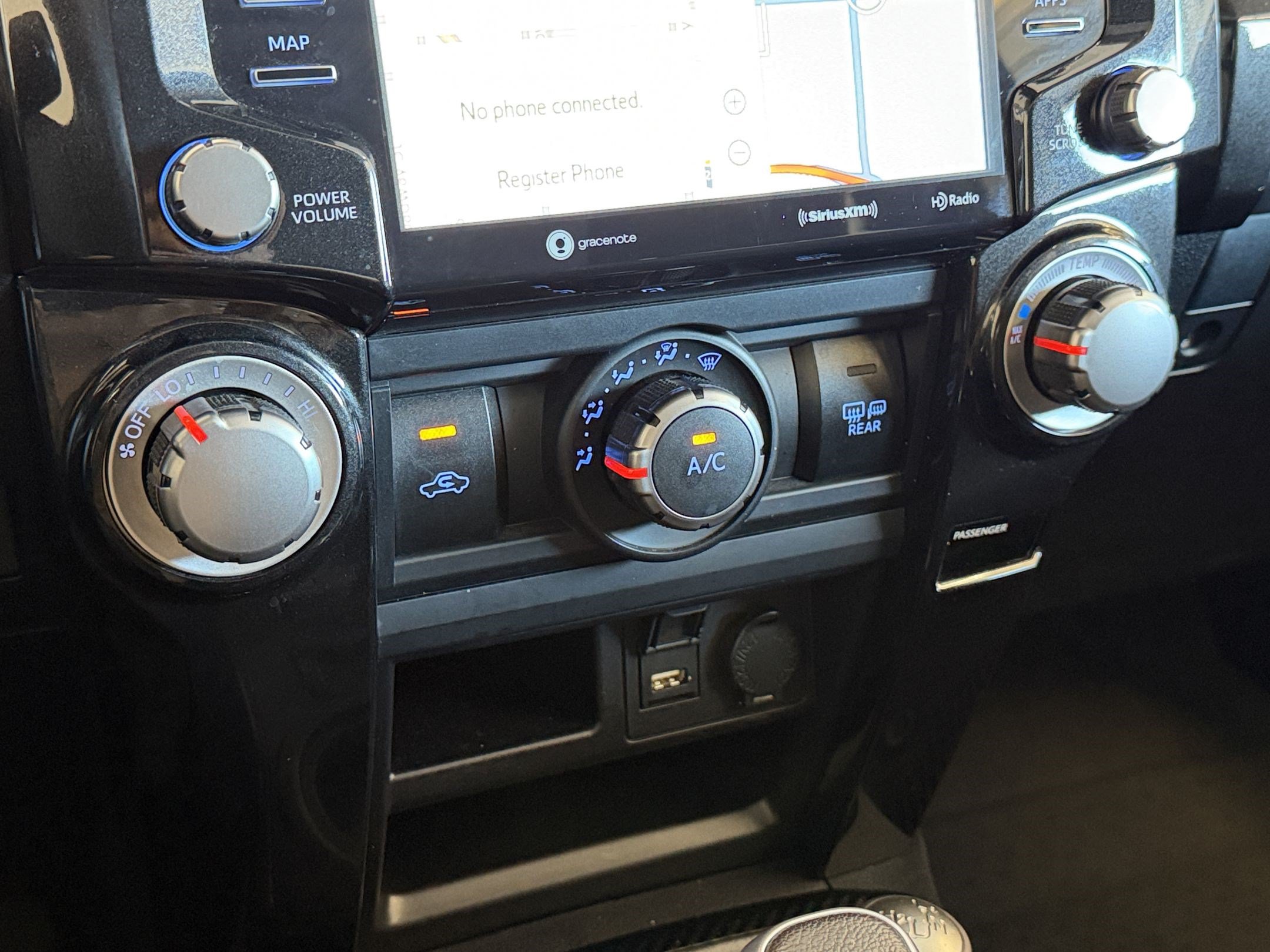Used 2022 Toyota 4Runner TRD Off-Road Premium w/ Moonroof Package AWD/4WD image 18