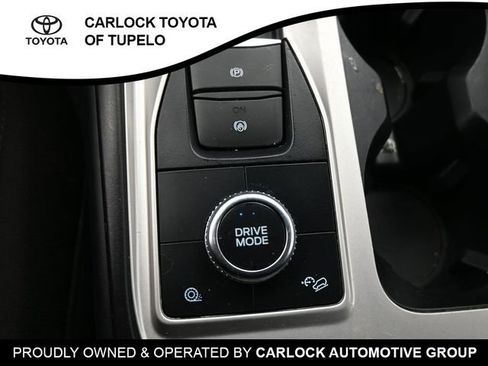 Used 2022 Ford Explorer XLT w/ Class IV Trailer Tow Package image 16