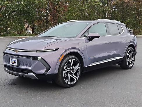 New 2026 Chevrolet Equinox EV LT w/ Convenience Package II image 10