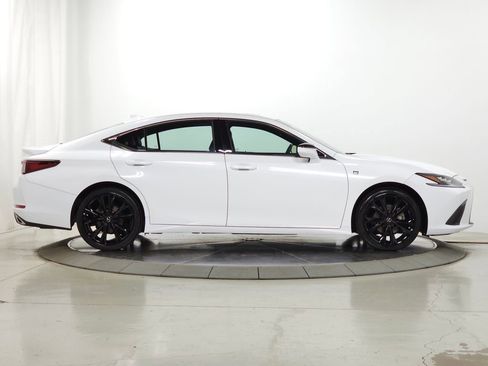 Used 2023 Lexus ES 350 F Sport w/ Accessory Package (Z2) FWD image 13