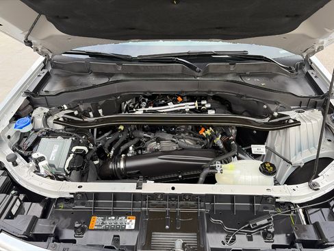 Used 2025 Ford Explorer Platinum w/ LUX Leather Package image 28